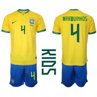 Camisa de time de futebol Brasil Marquinhos #4 Replicas 1º Equipamento Infantil Mundo 2022 Manga Curta (+ Calças curtas)